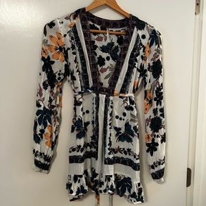 Free People long sleeve floral tunic, size zero